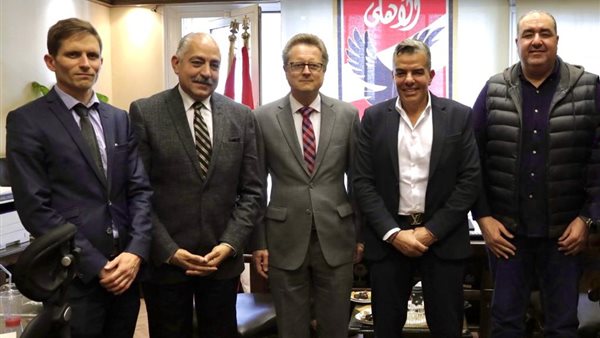 السفير الألماني يزور