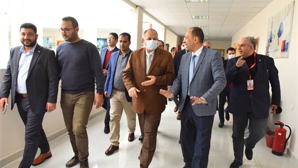 محافظ أسيوط يتفقد