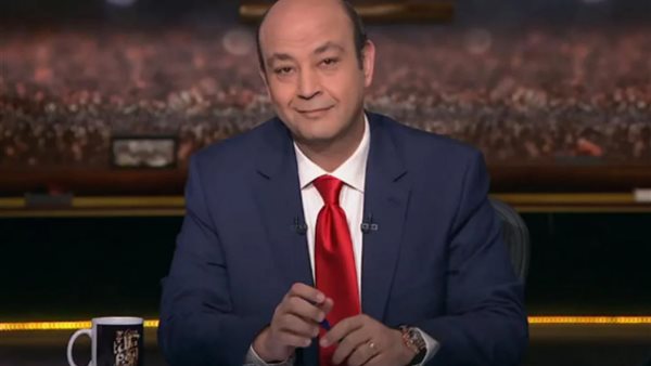 الاعلامي عمرو اديب