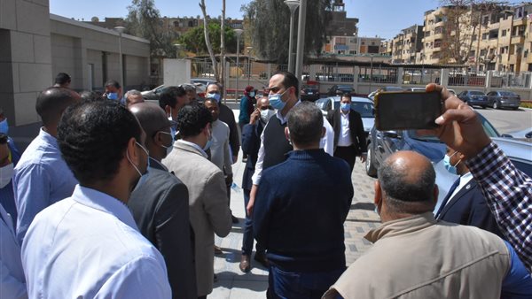 صورة من جولة الدكتور