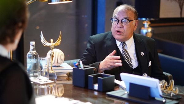 صلاح عبدالله