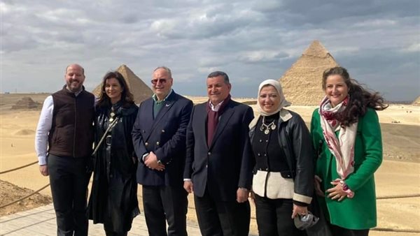 صورة من الزيارة 