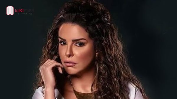 دنيا عبد العزيز