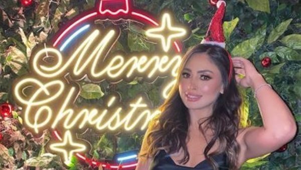 نيكول سعفان