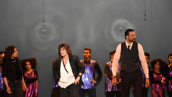 جانب من المسرحية