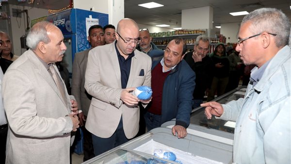 محافظ بني سويف خلال