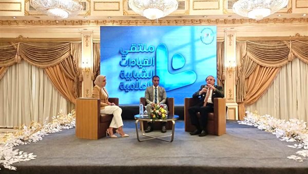 جلسة الإعلام المصري