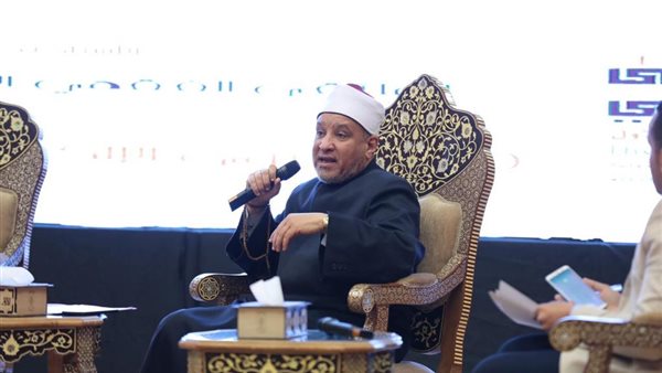  الدكتور حسن الصغير