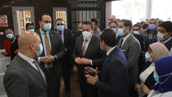 وزير التعليم العالي