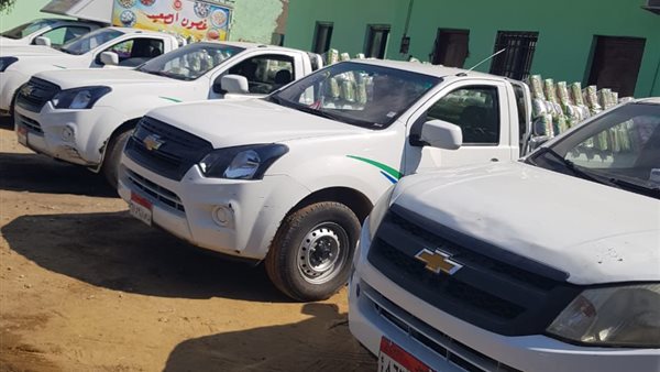  سيارات لبيع السلع