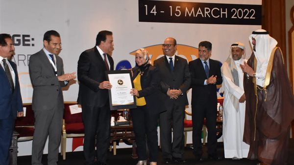 تكريم نقيب التمريض