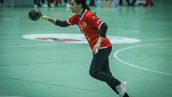 لاعبه النادي الأهلي