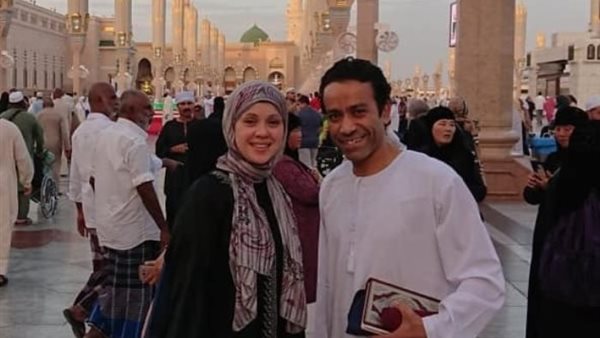 سامح حسين وزوجته