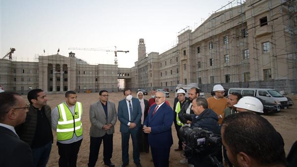 رئيس جامعة القاهرة