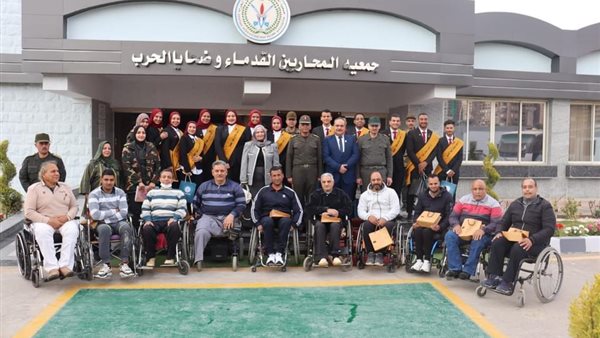 زيارة طلبة حقوق حلوان