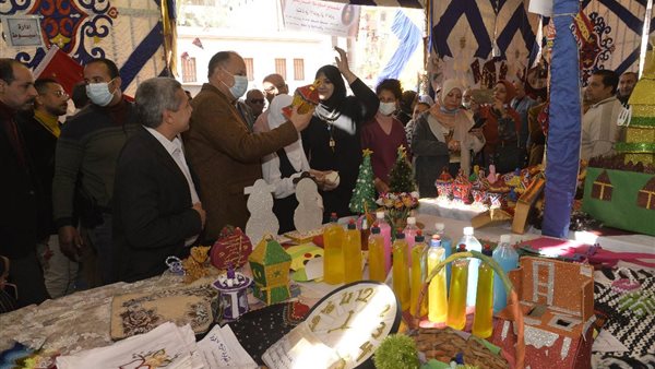 محافظ أسيوط خلال