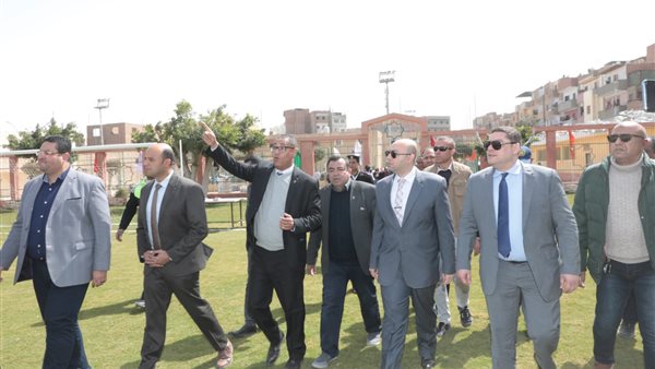 محافظ بني سويف خلال