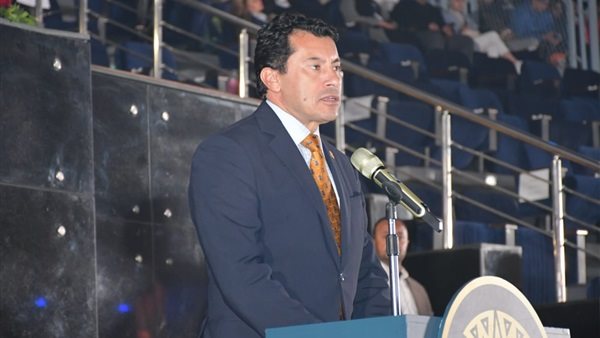 أشرف صبحي وزير الشباب