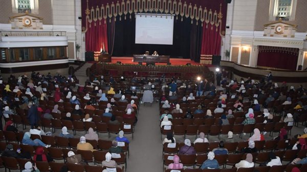 ندوة جامعة القاهرة