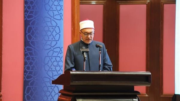 الدكتور نظير عياد