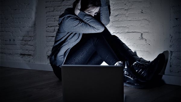 الابتزاز الإلكتروني