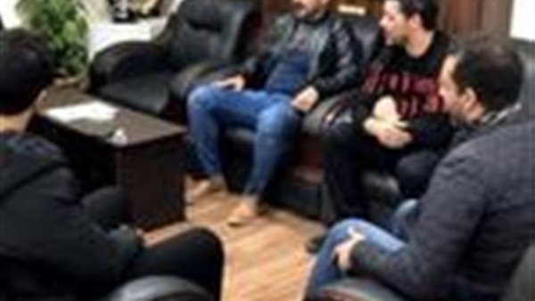 عمرو زكي داحل نادي