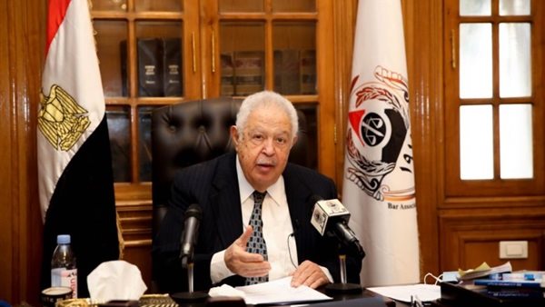 الراحل رجائي عطية