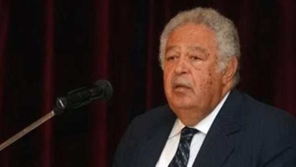 وفاة رجائي عطية