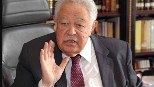 وفاة رجائي عطية