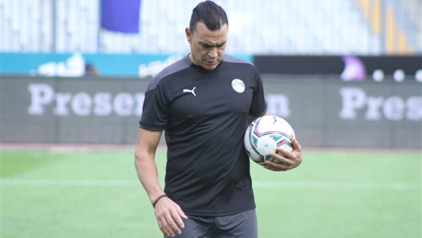 عصام الحضري