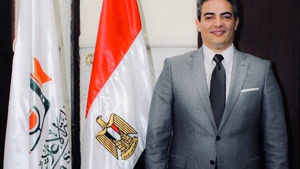 طارق سعدة - نقيب