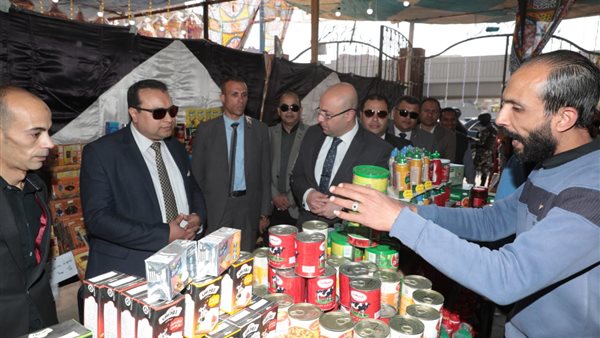 محافظ بني سويف خلال