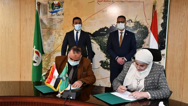 محافظ الفيوم يشهد