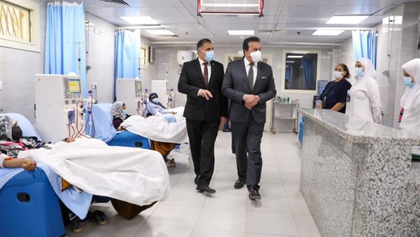 وزير الصحة يتفقد