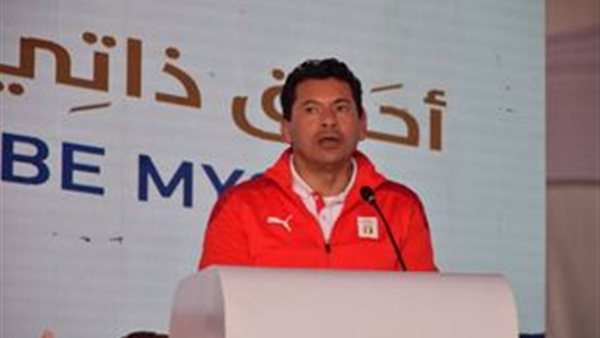 اشرف صبحي وزير الشباب