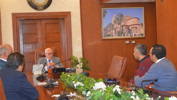 محافظ بورسعيد خلال