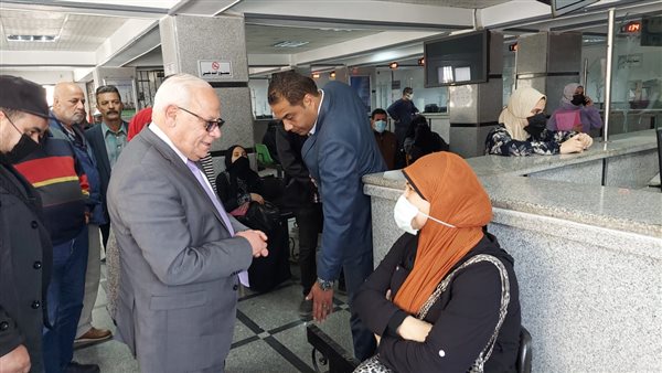 محافظ بورسعيد خلال