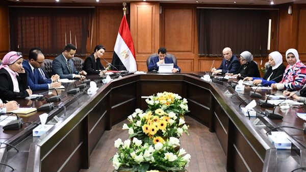 الشباب والرياضة مع