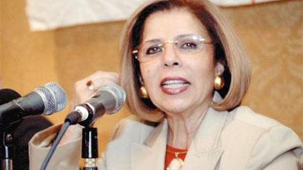 السفيرة مشيرة خطاب