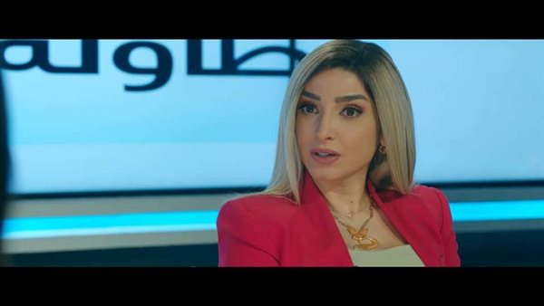 الفنانة روجينا