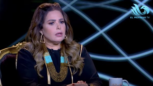 الفنانة صابرين