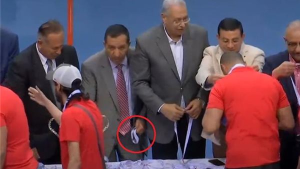 مصطفى هدهود 