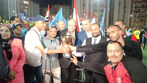 صورة من الافتتاح