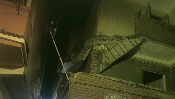 انهيار البلكونة 