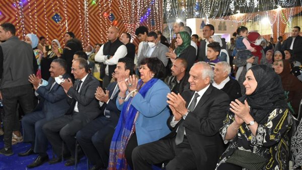 صورة من الافتتاح