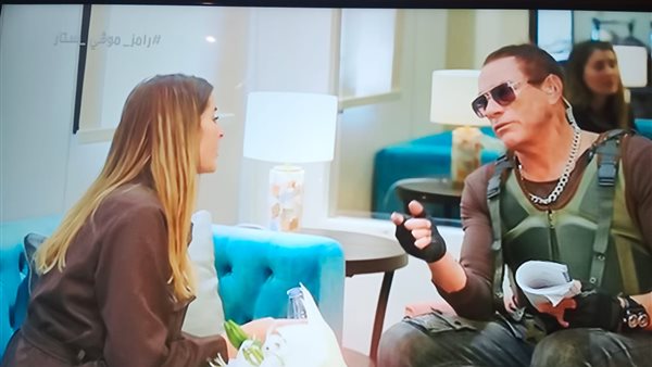 فان دام وعائشة 