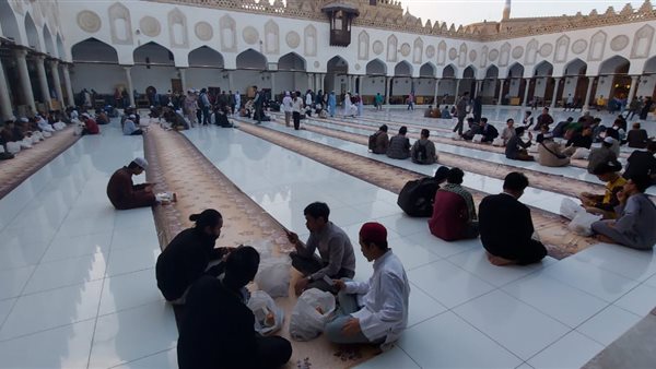 الإفطار الجماعي لطلاب