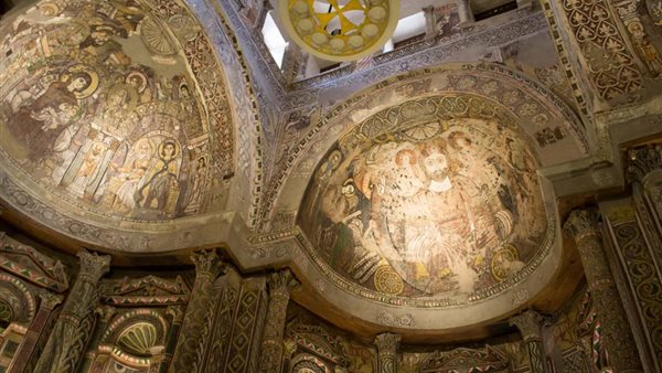 الدير الاحمر بسوهاج