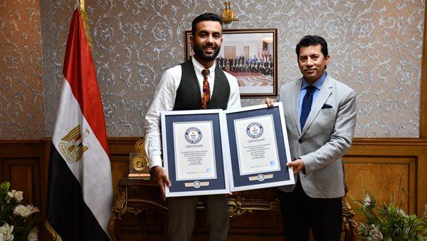 وزير الرياضة يكرم