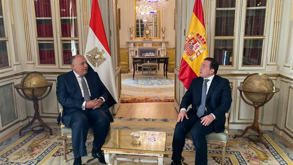 صورة من اللقاء